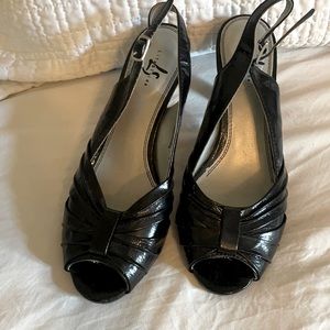Size 8 black heels.